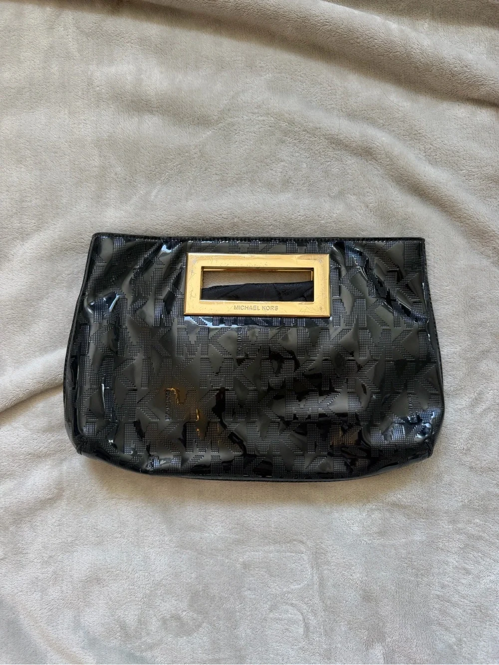 Michael Kors Black Patent Logo Wristlet with Gold Handle Accent - Picture 1 of 3